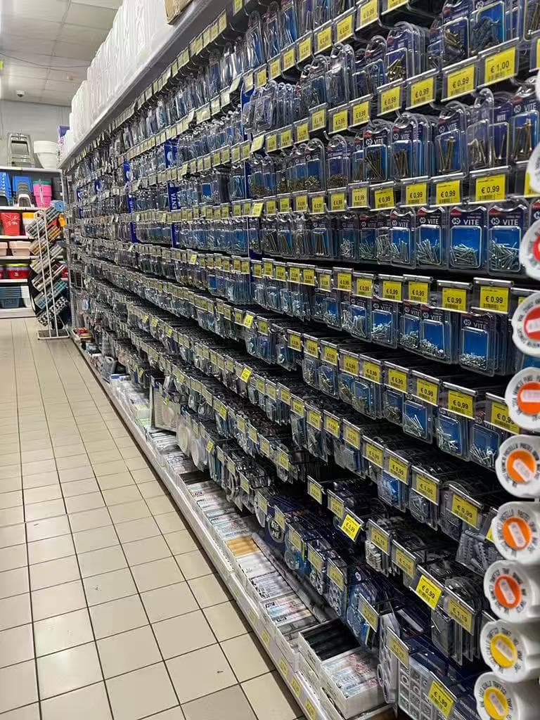 Minuteria e accessori di ferramenta